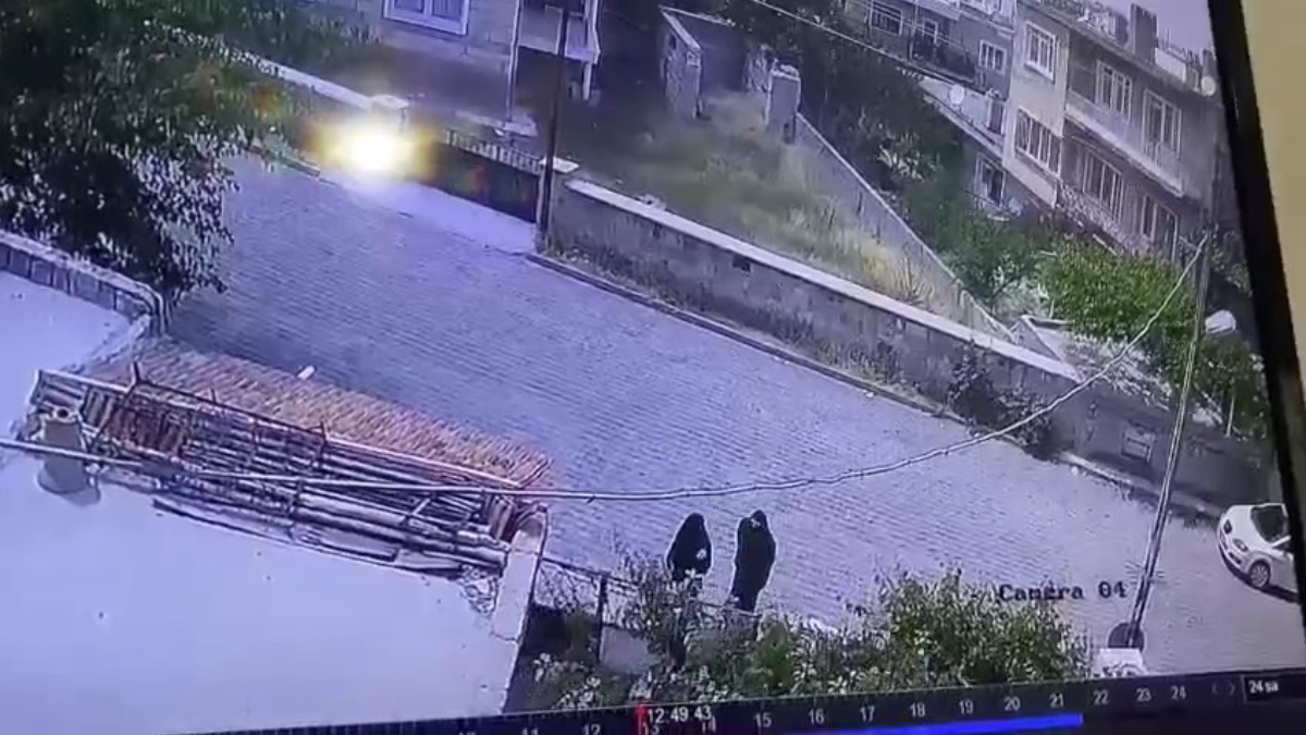 Nevşehir’de kadın kılığına giren hırsızlar kamerada