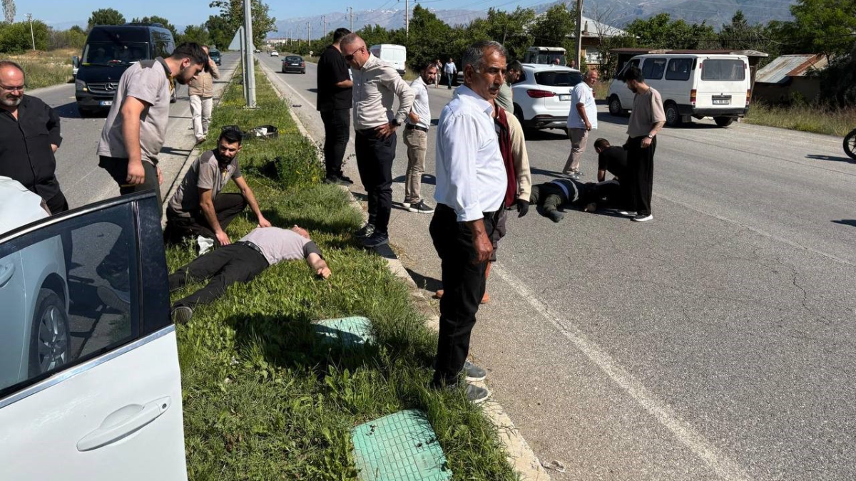 Erzincan’da otomobil ve motosikletin çarpıştığı kazada bir kişi hayatını kaybetti