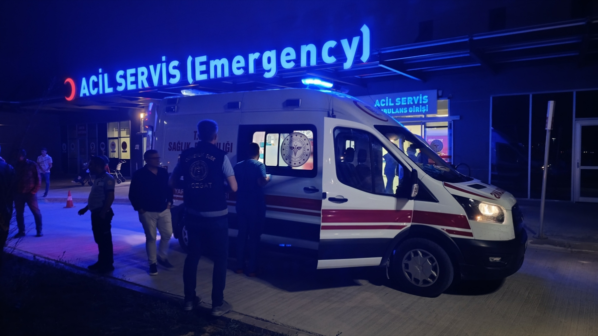 Yozgat’ta 5’inci kattan düşen çocuk yaşam savaşı veriyor