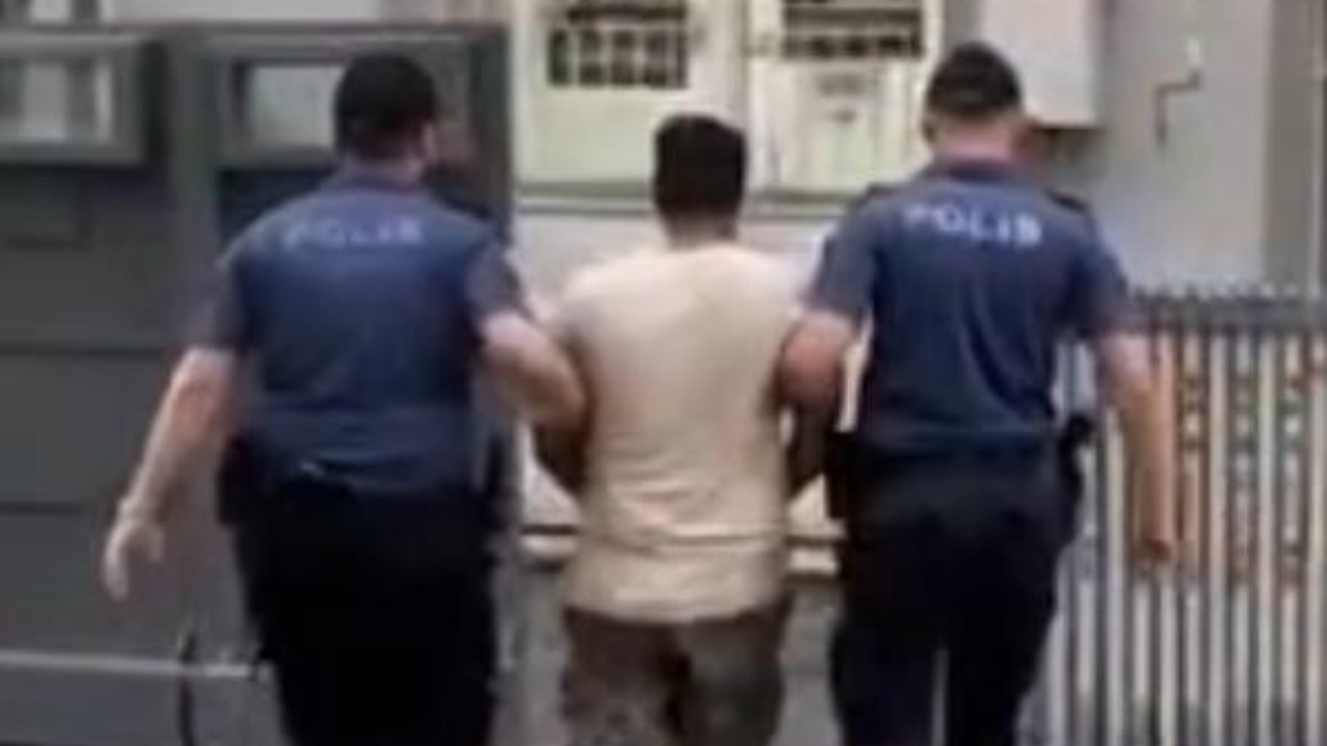 İzmir’de çocuk istismarcısı firari yakalandı İzmir’de çocuk istismarcısı firari yakalandı