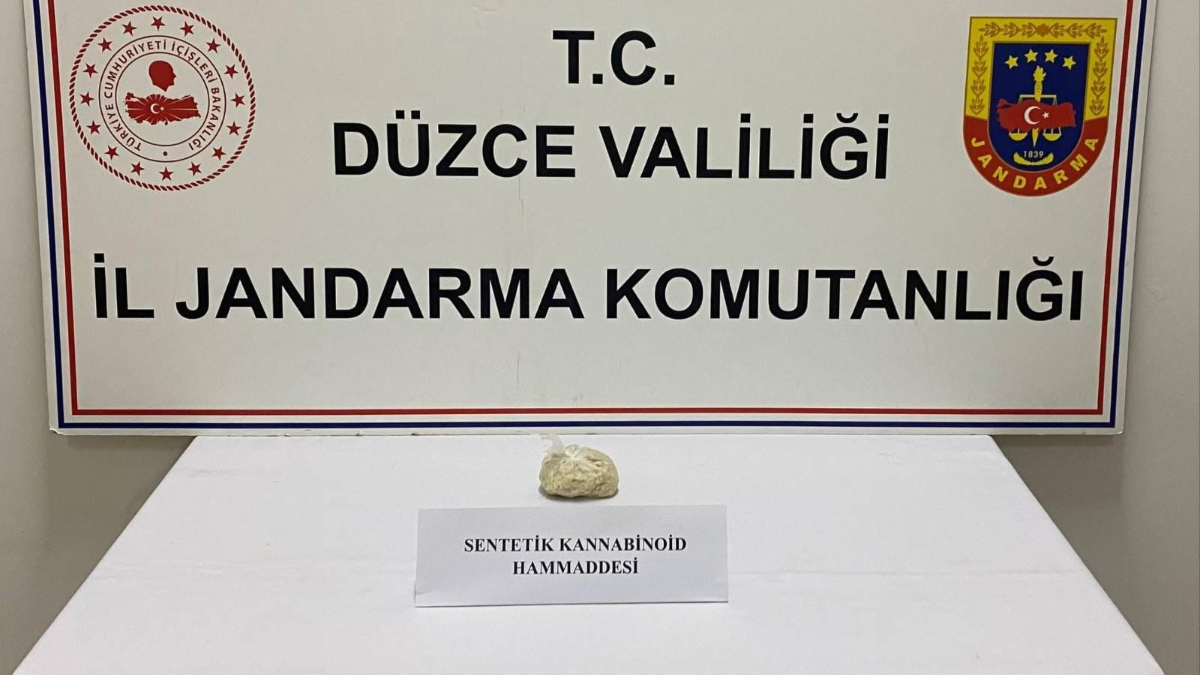Düzce’de piyasa değeri 3 milyon TL’lik uyuşturucu ele geçirildi