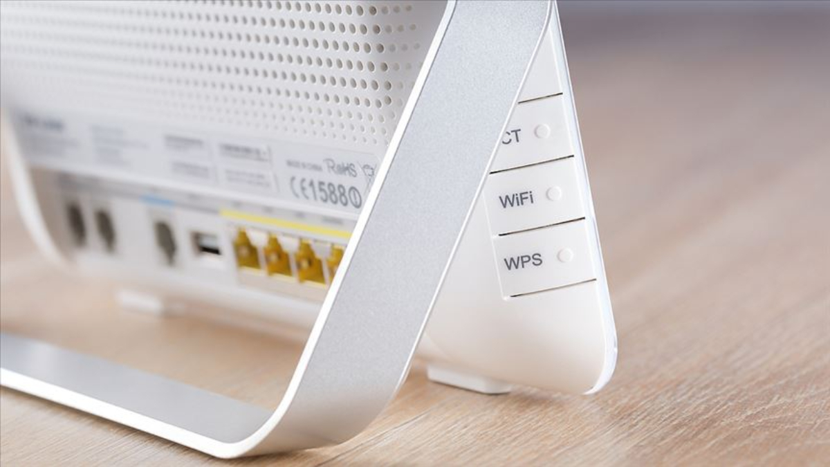 Li-Fi Devrimi: Wi-Fi'ye Alternatif Işık Hızında Veri İletimi!