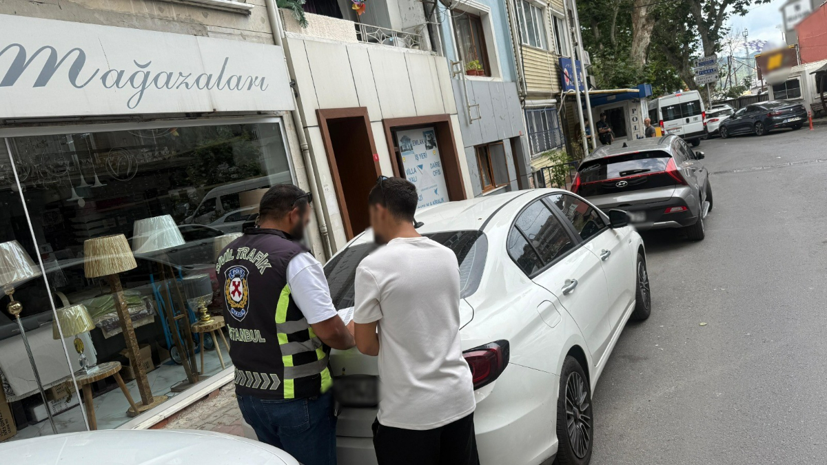 İstanbul’da tek teker yolculuk yapan motosikletliye 40 bin TL ceza