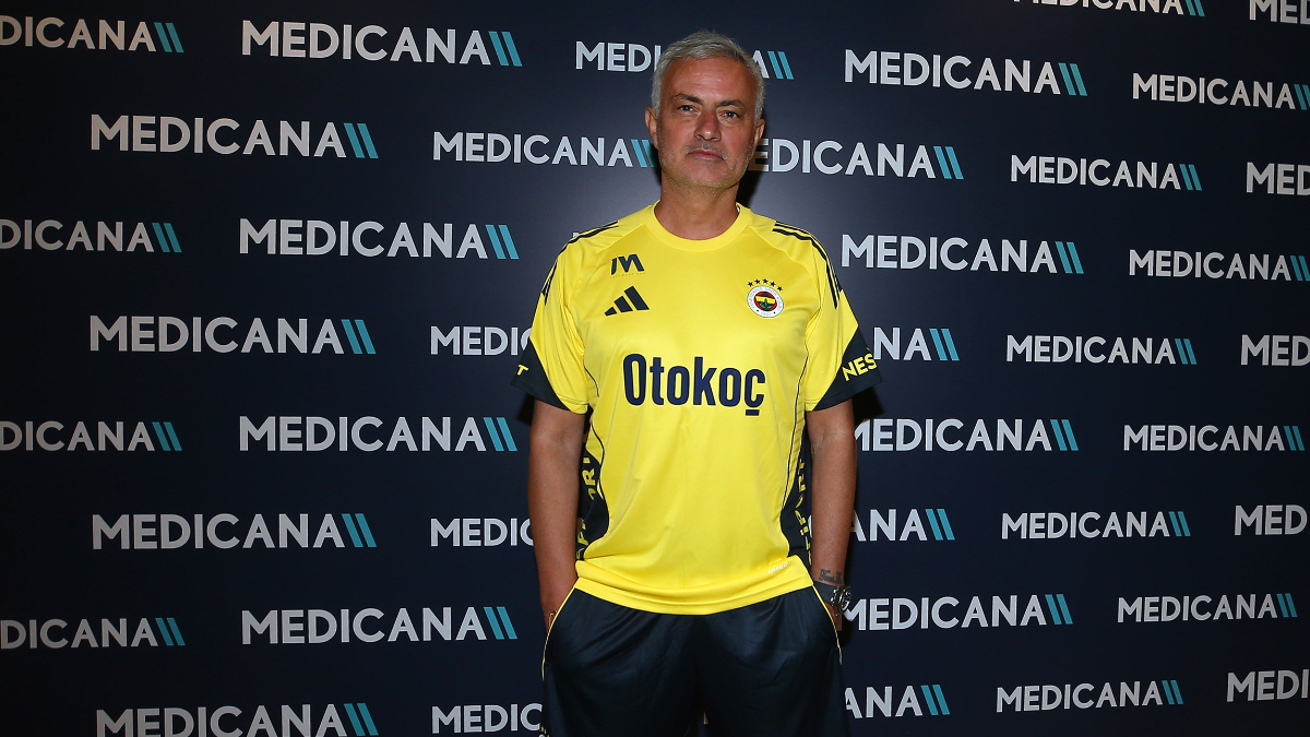 Sarı Kanaryalar Hazır! Fenerbahçe'de Sağlık Kontrolleri Başladı, Mourinho ve Ekibi İlk Testleri Geçti