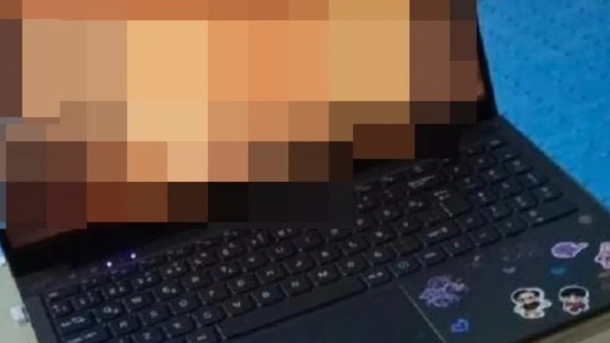 Sakarya'da Öğrenci Yurdu Skandalı: Porno Film Paylaşımı Yapan 2 Öğrenci Yurttan Atıldı!