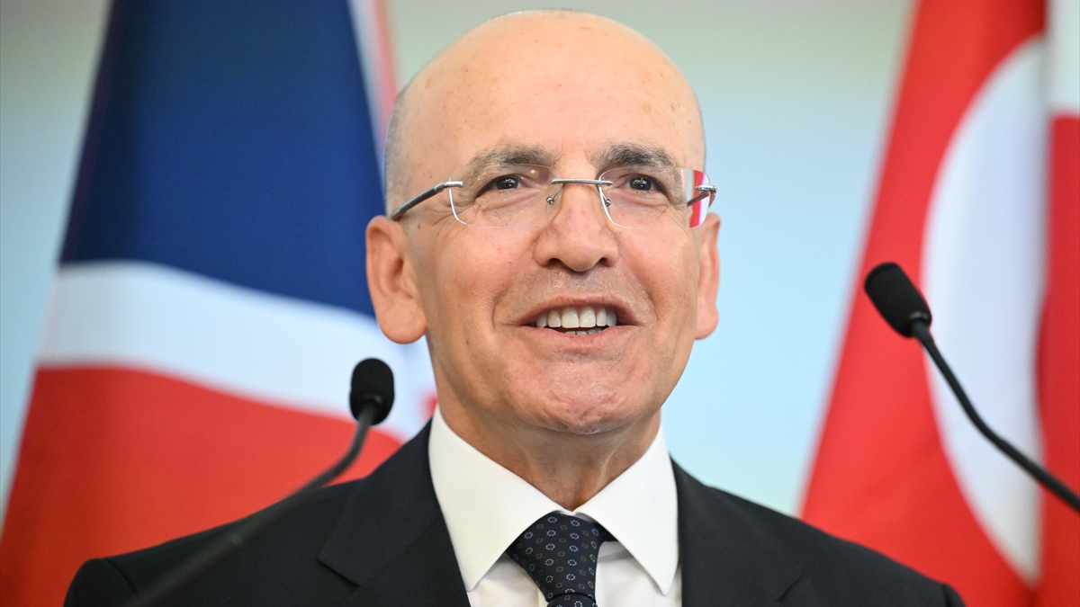 Mehmet Şimşek'ten Ekonomi Açıklaması: Enflasyon Hedefi ve İslami Finansın Önemi