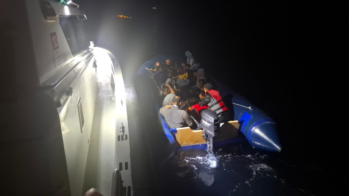 Çanakkale’de 36 kaçak göçmen yakalandı