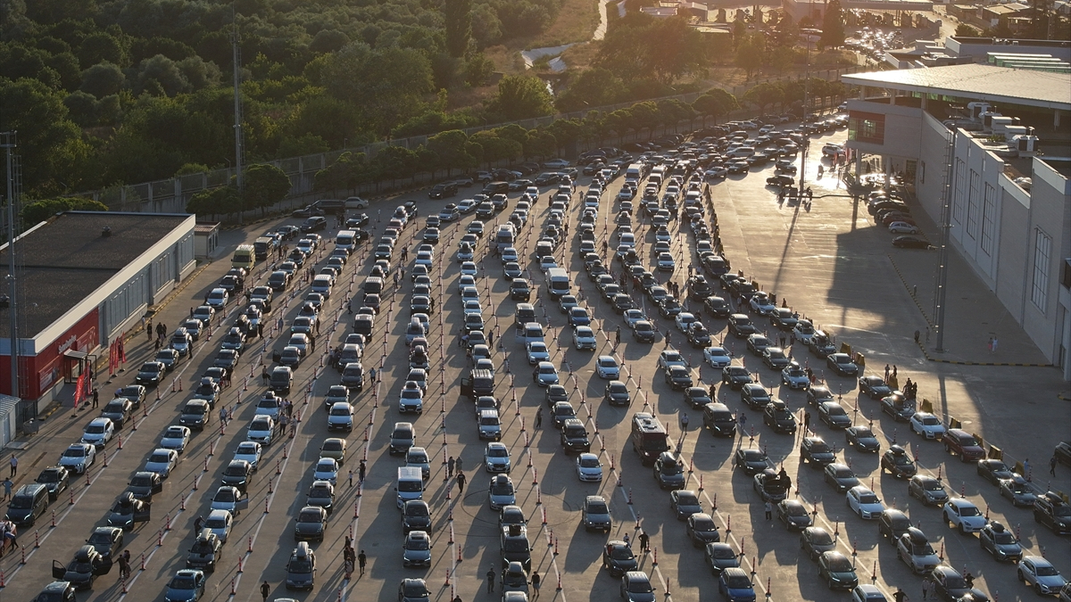 Gurbetçiler geliyor! Kapıkule’de sezonun en hareketli günü