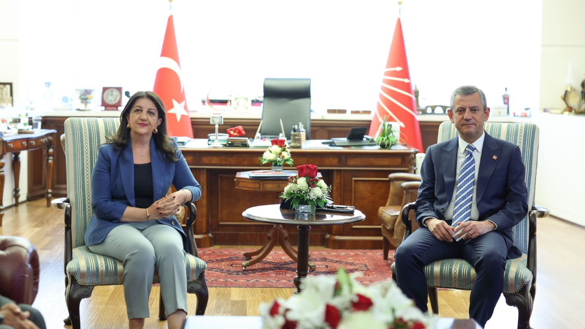 DEM Parti İmralı heyetinden CHP’ye ziyaret