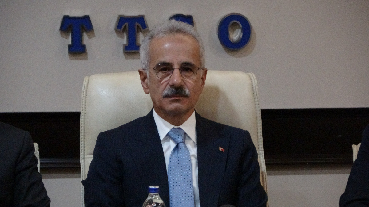 Abdulkadir Uraloğlu: Türkiye’de denize yapılan 3. havalimanını Trabzon için tasarladık