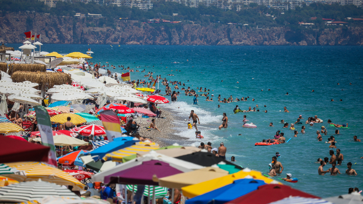 Antalya'nın yeni turist hedefi: 17 milyon