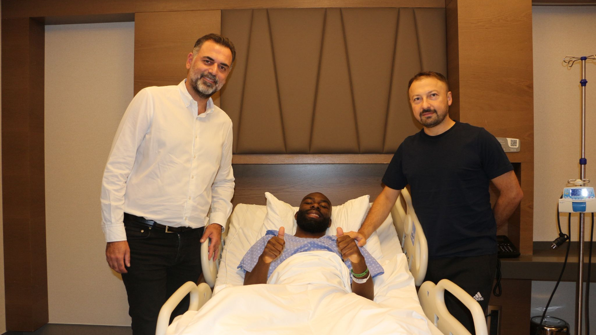 Gaziantep FK, Salem M'Bakata'nın sağlık durumu hakkında açıklama yaptı