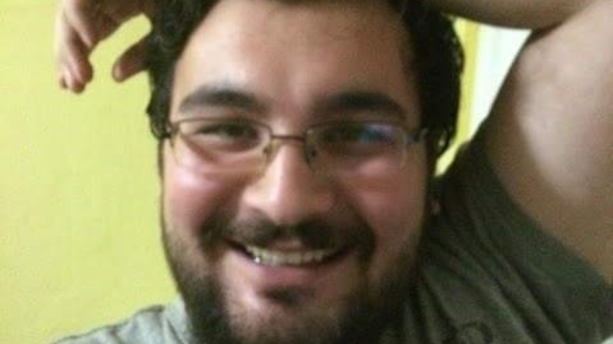 Mersin'de babasını öldürdü, cesedi bidona koydu