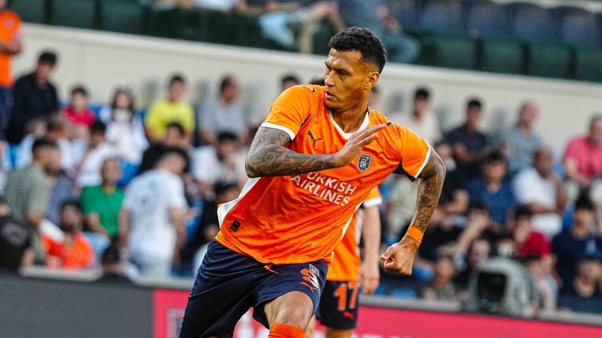 Başakşehir, Avrupa'da 'dalya' dedi