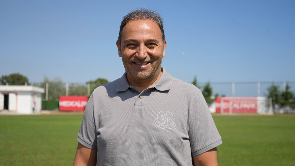 Fuat Çapa: UEFA listesine 2 yabancı oyuncu ekleyeceğiz