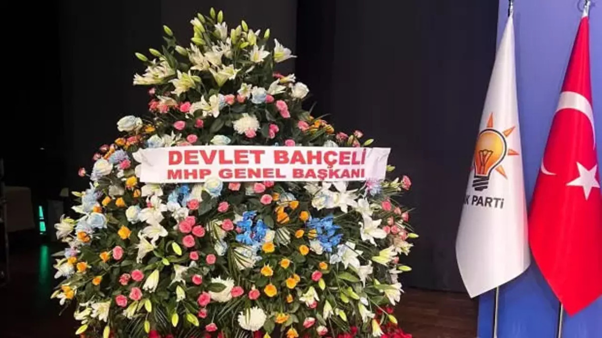 Devlet Bahçeli’den AK Parti’nin 24’üncü yılına özel hediye