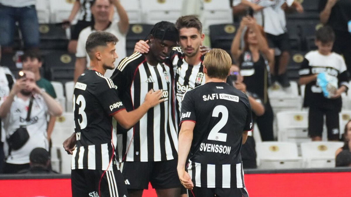 Beşiktaş, Konferans Ligi'nde play-off'ta! St. Patrick's engelini üç golle geçtiler