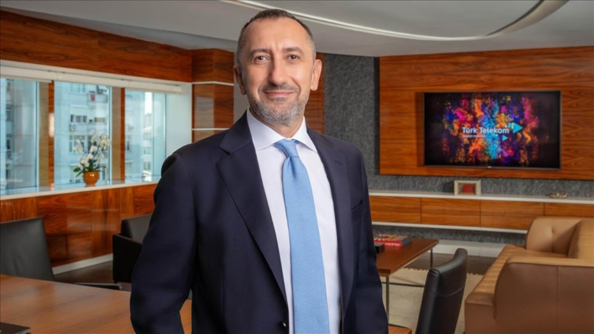 Türk Telekom CEO'su Önal: 5G Teknolojisi Türkiye'yi Geleceğe Taşıyacak – Dijital Dönüşümün Kapıları Açılıyor!