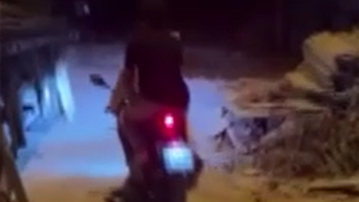 Osmaniye'de tırdaki demirlerin motosikletin üzerine düştüğü anlar kamerada