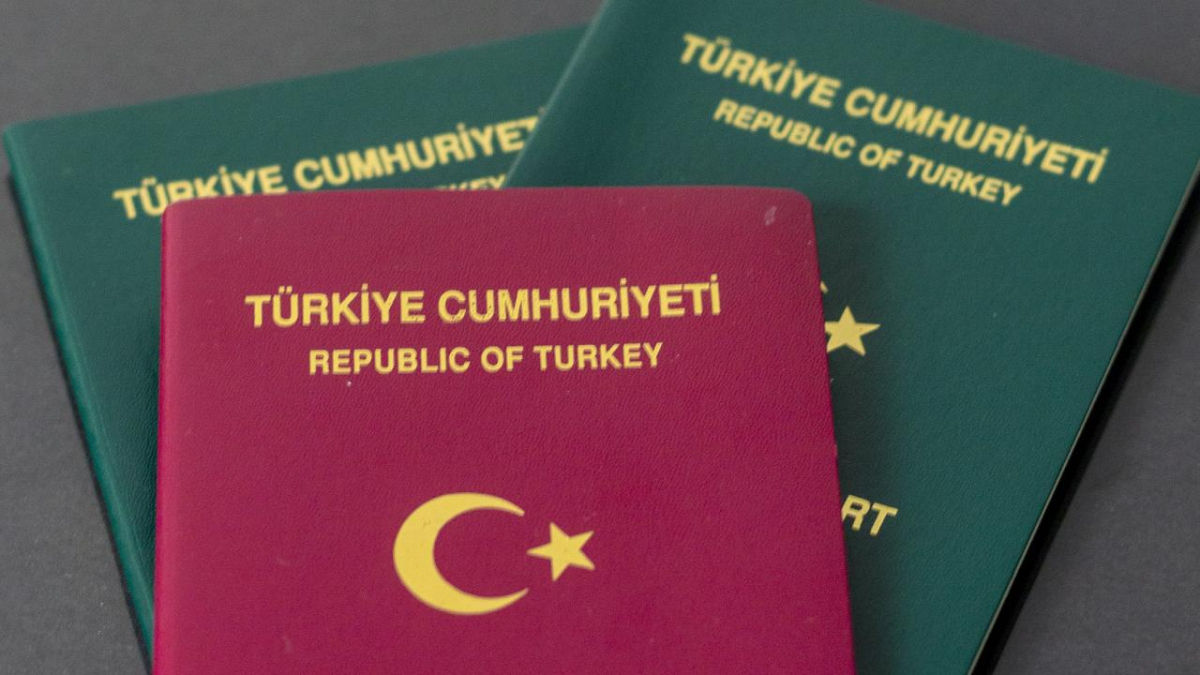 Pasaport renkleri neye göre belirlenir? Hangi renk pasaport daha güçlü?
