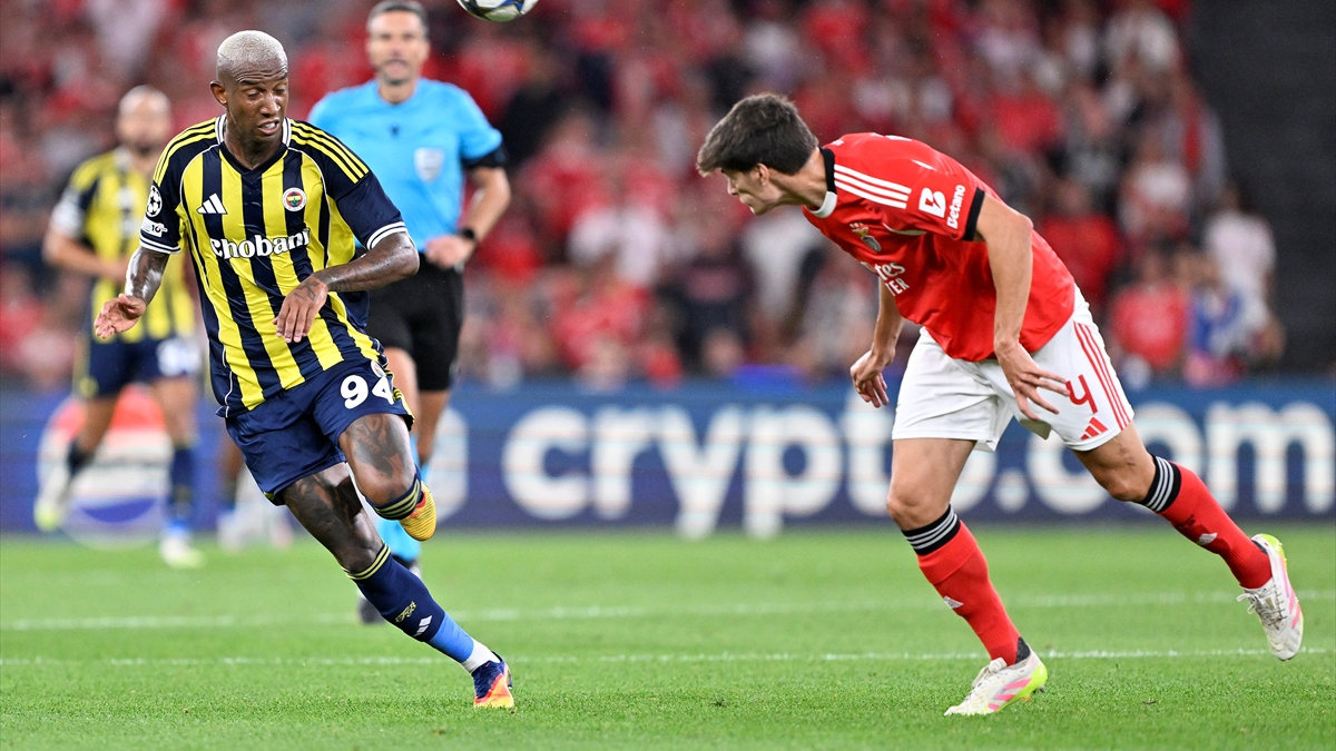 Anderson Talisca, 3 dakikada oyun dışı kaldı