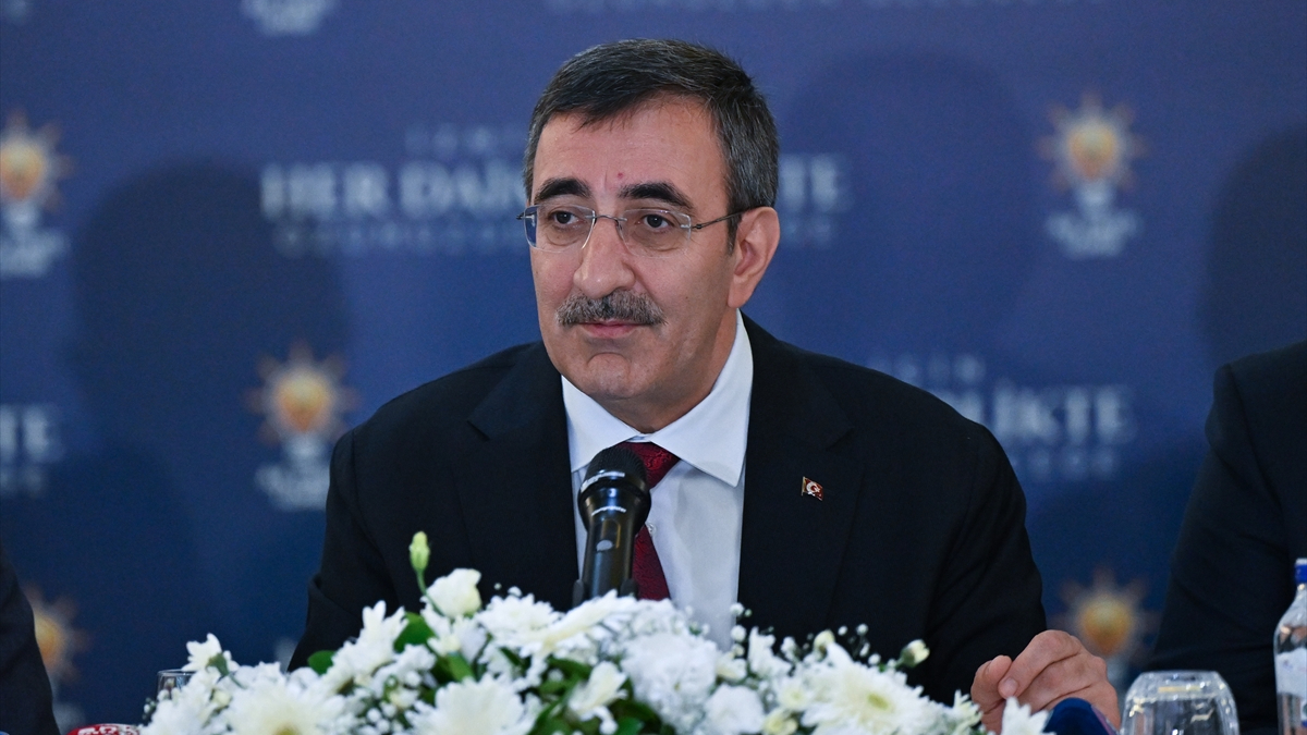 Cevdet Yılmaz: Bizim siyaset anlayışımızın odağında ‘millet’ var