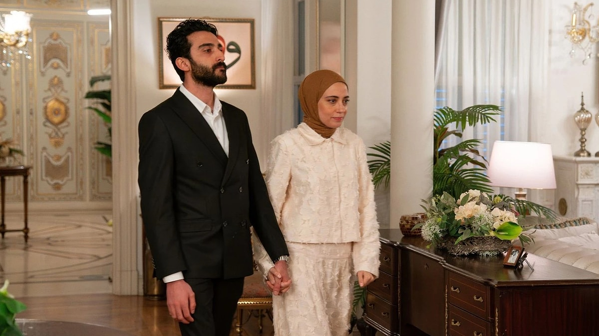 Kızılcık Şerbeti sette: İlk kare bakın kimden geldi! "Kızılcıklar olmuş"