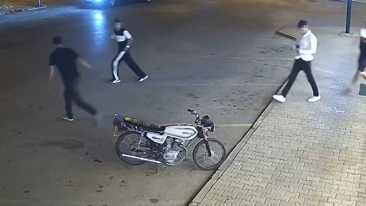 Adana'da kurşunlama anları kamerada: 2 milyon TL haraç istediler