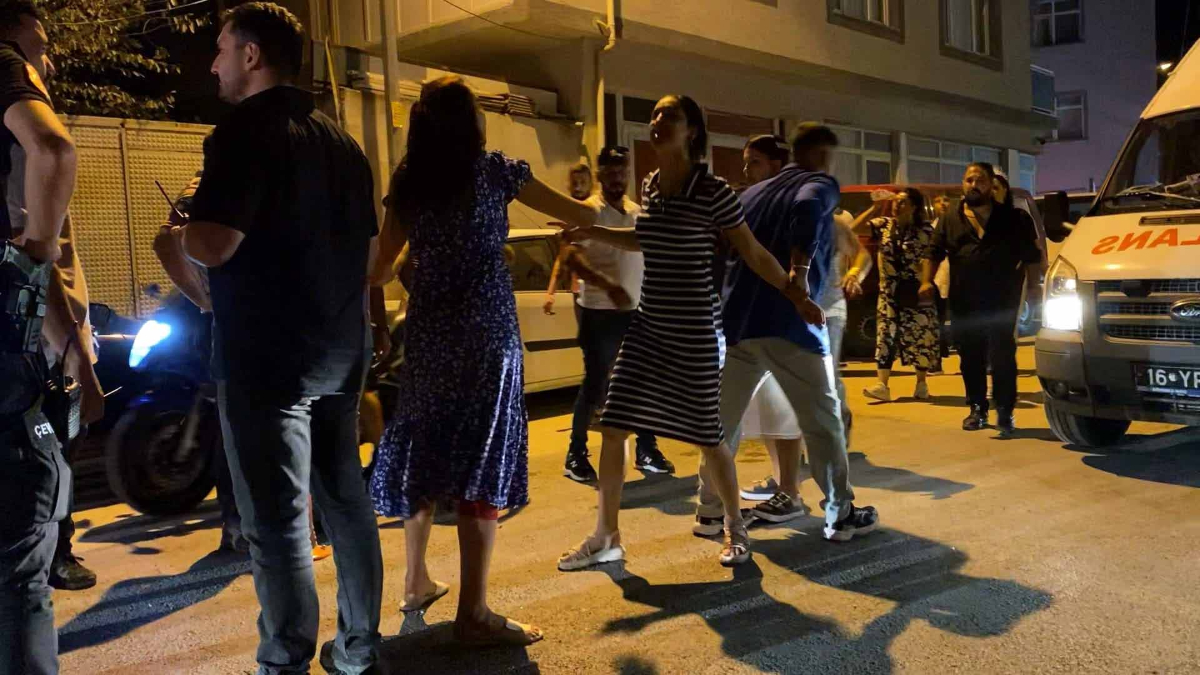 Bursa'da polis aranması olan kişiyi düğünde gözaltına almak isteyince arbede çıktı