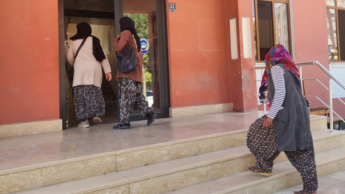 Elazığ’da dilenci operasyonu: 10 şahıs yakalandı