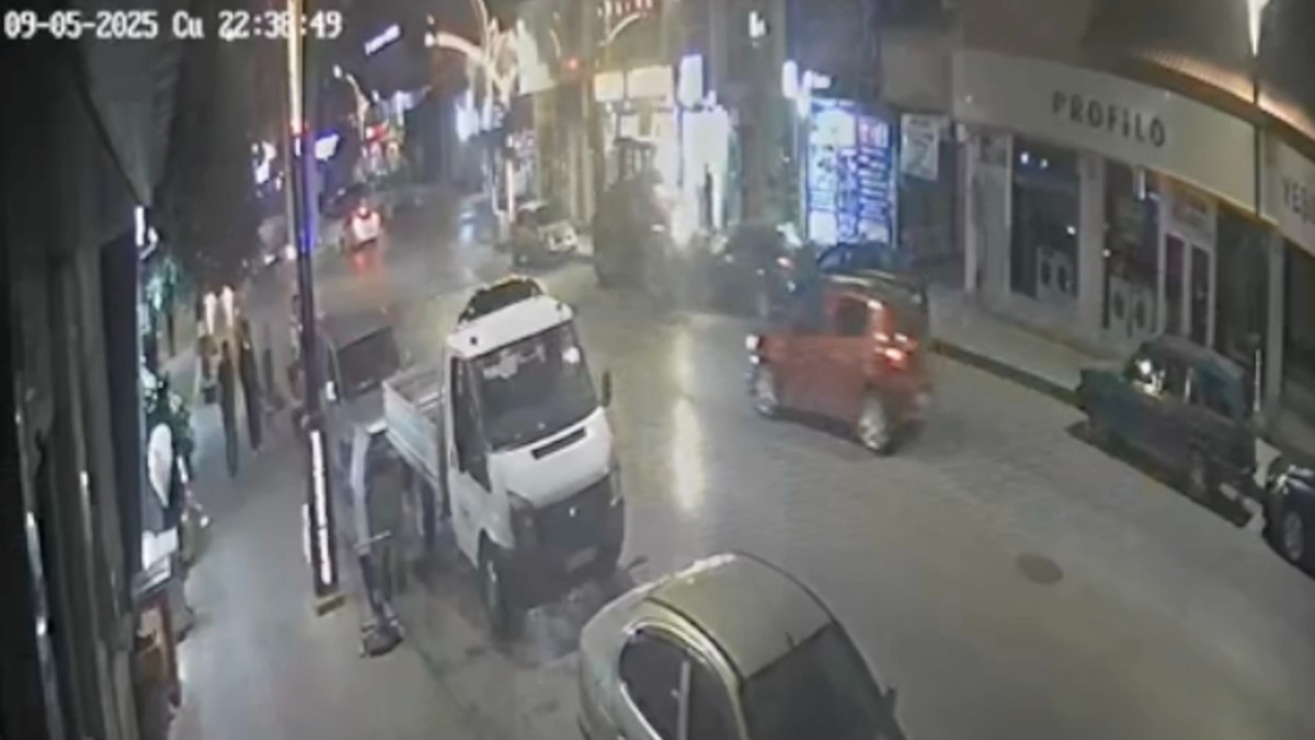 Çorum'da traktör sürücüsü 3 araca çarparak durabildi: Alkollü olduğu tespit edildi