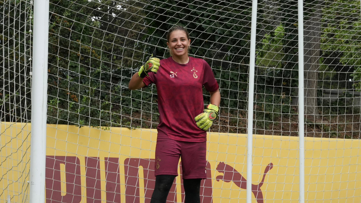 Galatasaray Kadın Futbol Takımı, Roberta Aprile'yi kadrosuna kattı