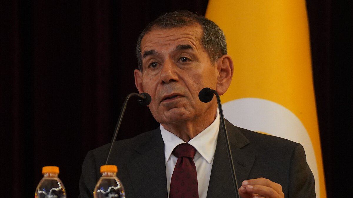 Dursun Özbek: Başarıyı övmek lazım