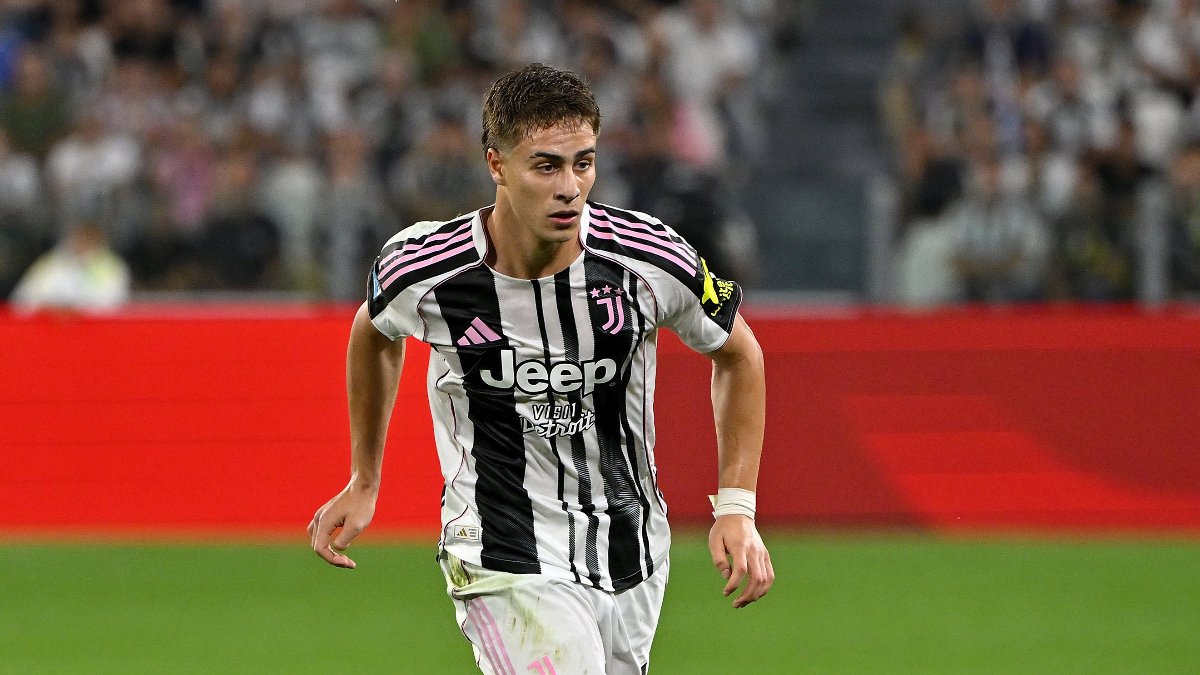 Kenan Yıldız, İtalya Serie A'da ayın oyuncusu seçildi!