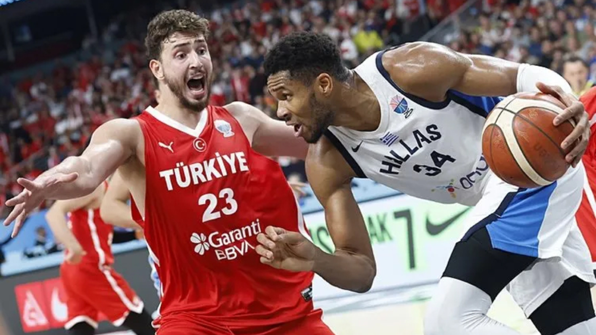 Yunan basketbolcu Giannis Antetokounmpo'dan Türk bayrağına küfür