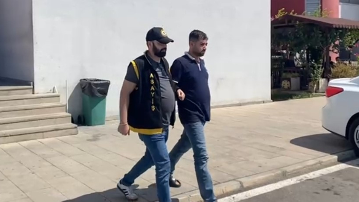 Adana'da sahte polisler 'banka soygunu' yalanıyla yaşlı adamı dolandırdı