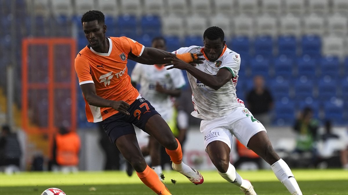 Başakşehir - Alanyaspor maçında kazanan yok