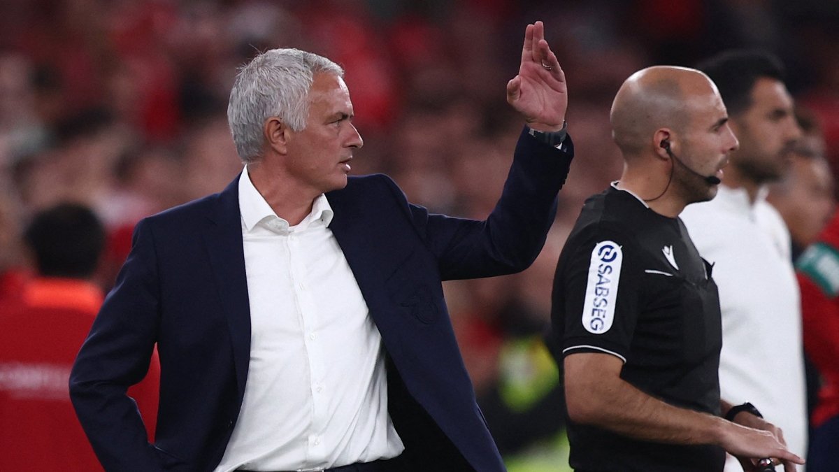 Jose Mourinho'yu yıkan gol: Benfica son dakikalarda puan kaybetti