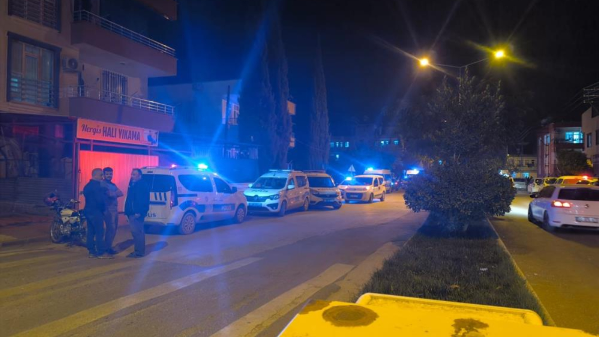Adıyaman'da silahlı kavga: 1'i polis 4 yaralı