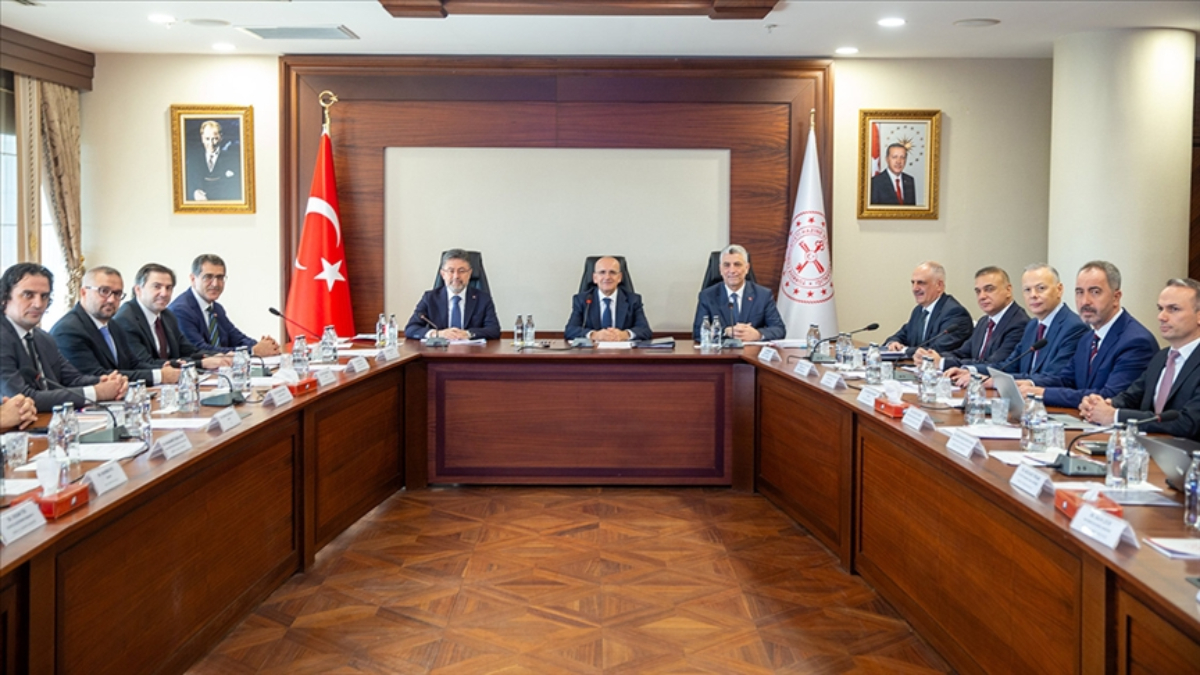 Gıda Komitesi, Mehmet Şimşek'in ev sahipliğinde toplandı