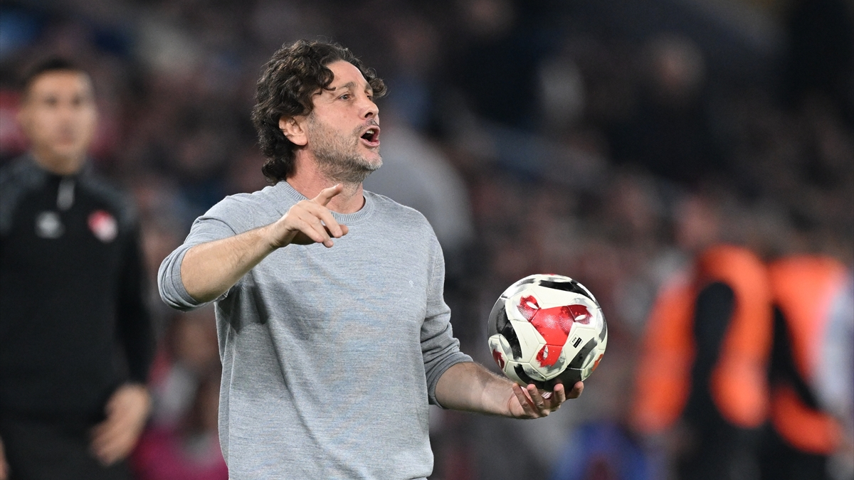 Trabzonspor, Fatih Tekke ile ilk büyük galibiyet hedefliyor