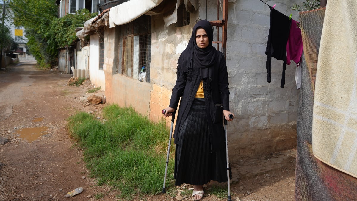 Kahramanmaraş depreminde bacağını kaybetti, eşi terk etti: Kızımı görmek istiyorum