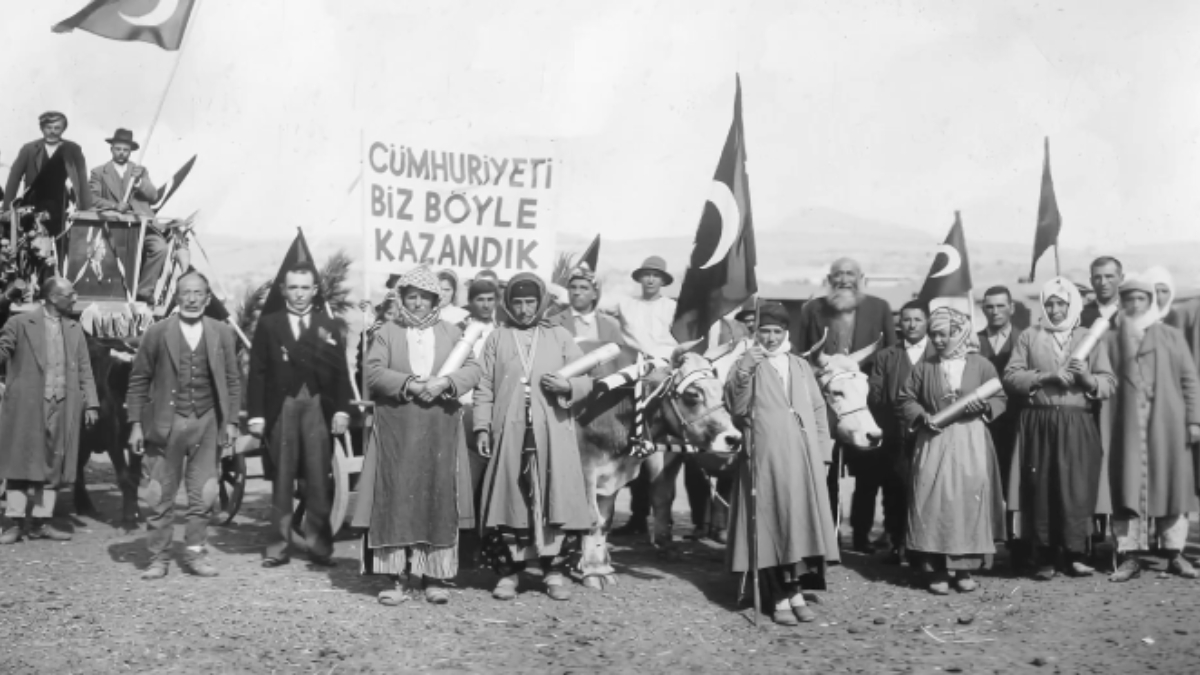 MEB, yapay zeka ile Cumhuriyet Bayramı'na özel video hazırladı
