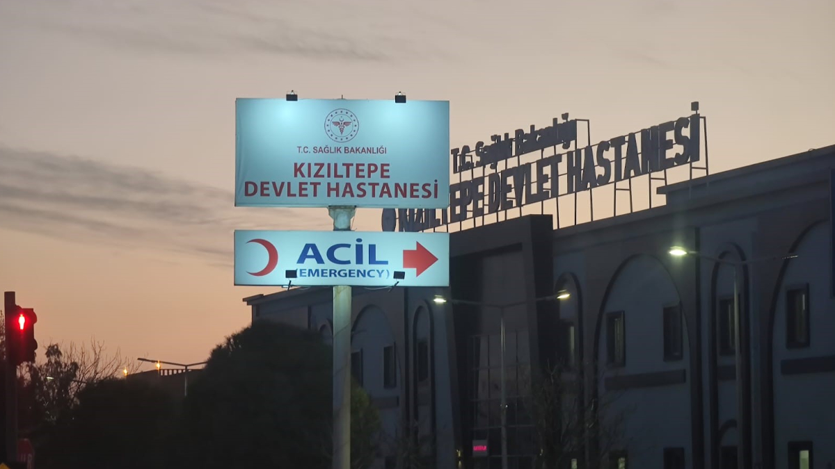 Mardin'de traktörün altında kalan kişi öldü