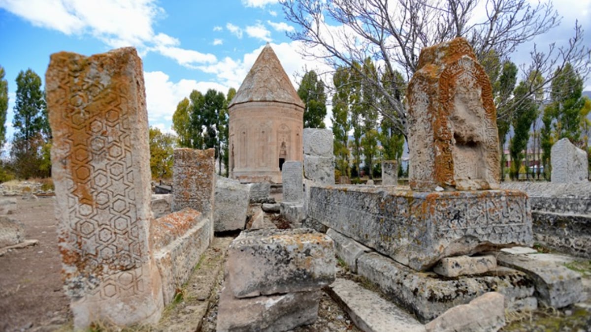 Van'da 700 yıllık Selçuklu mirası gün yüzüne çıkıyor