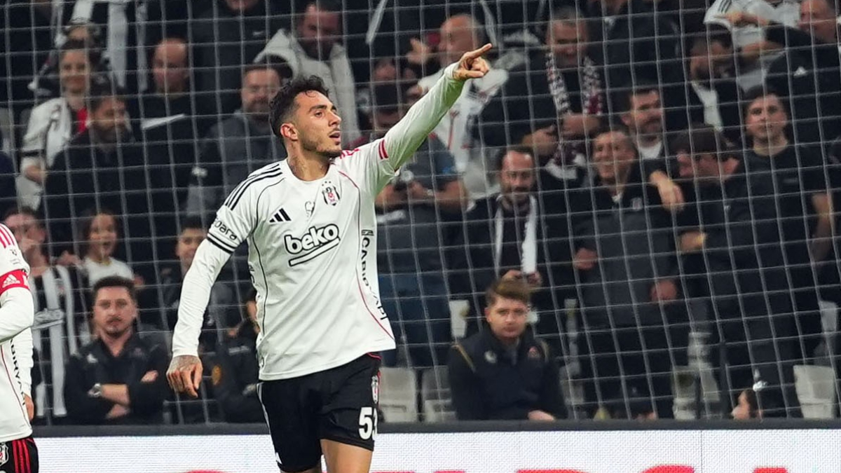 Emirhan Topçu bu sezon ilk golünü Fenerbahçe’ye attı!