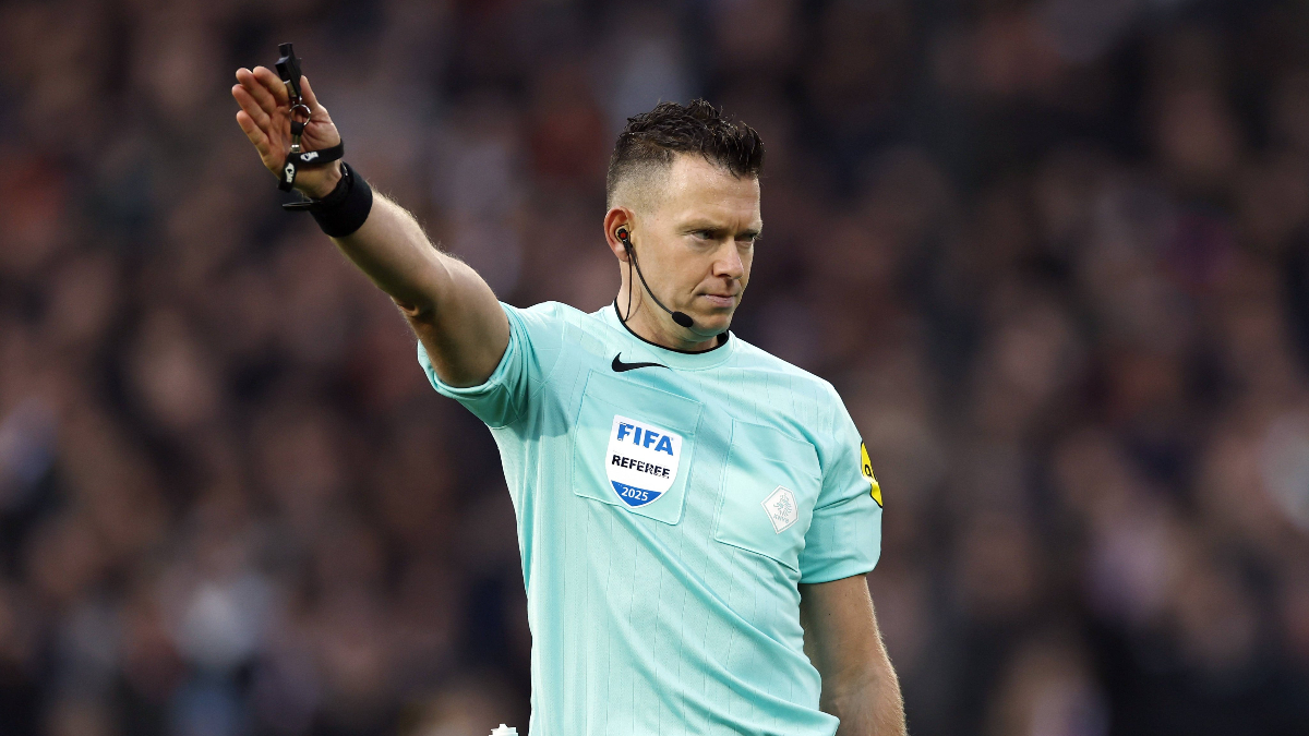 Yeni Haber BaşlığıVictoria Plzen - Fenerbahçe maçının hakemi belli oldu