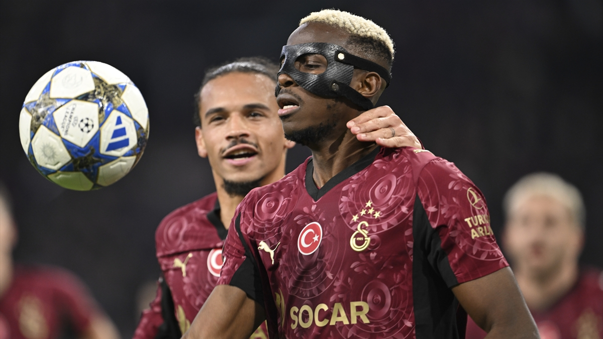 Galatasaray, Ajax'ı deplasmanda yenen ilk Türk takımı oldu