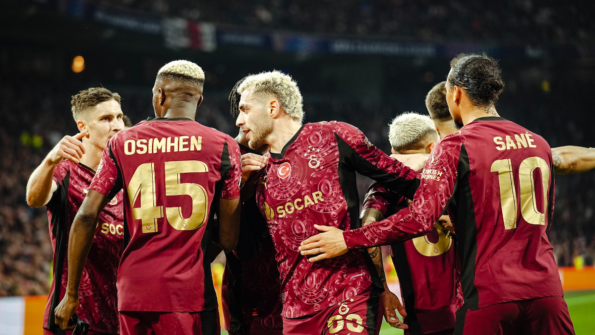 Galatasaray'da ilk 8 hesapları başladı