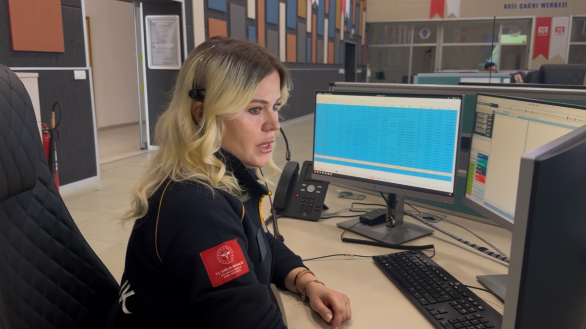 Osmaniye'de telefonda adım adım Heimlich manevrası